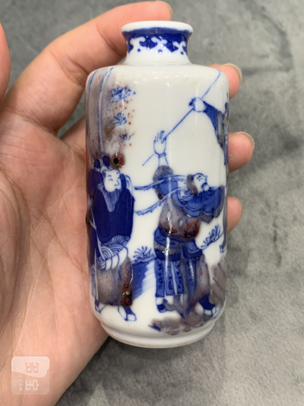 清晚期青花釉里红刀马人物纹鼻烟壶 - 图2